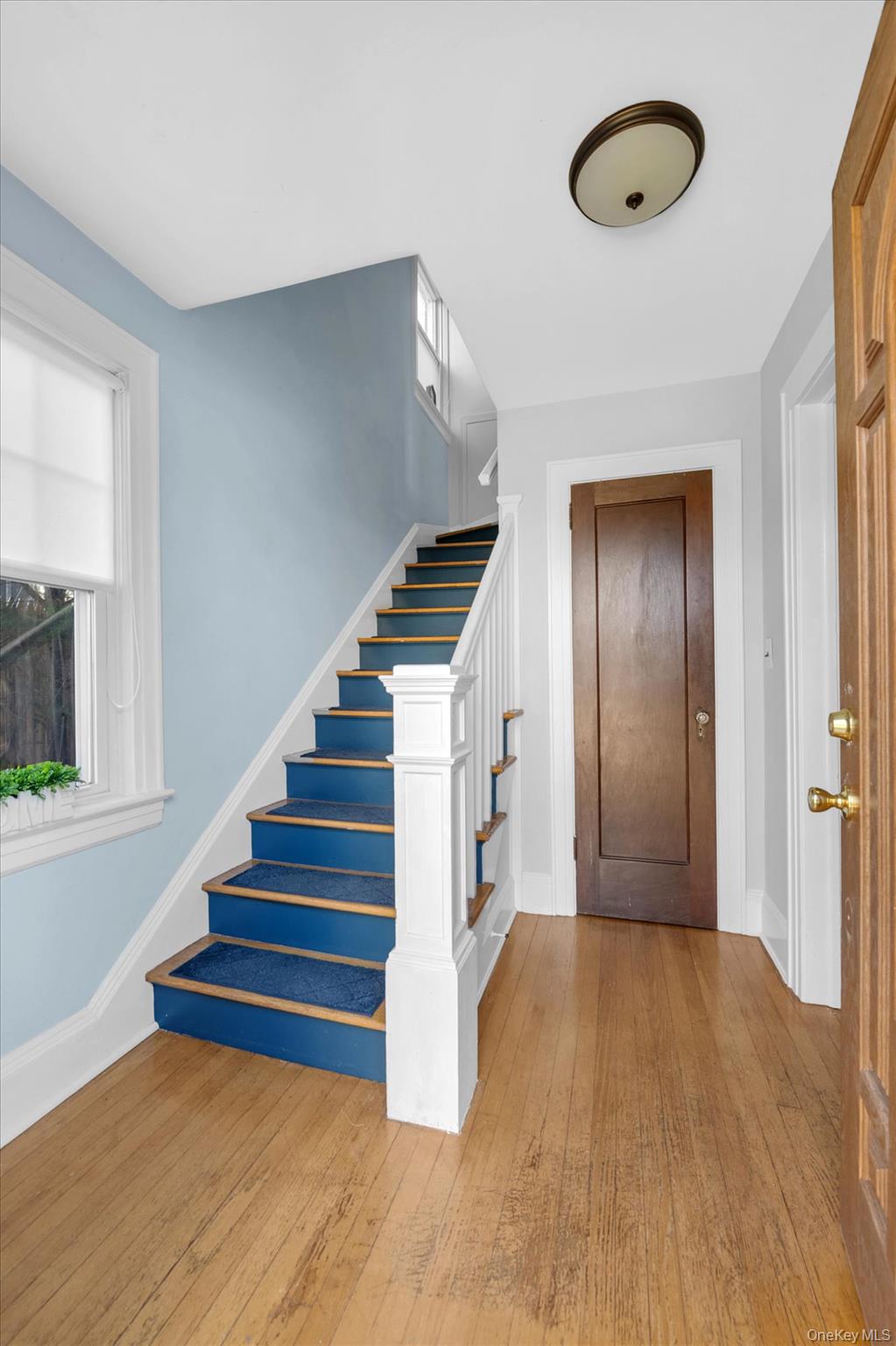 16 Avenue A, Port Washington, NY 11050