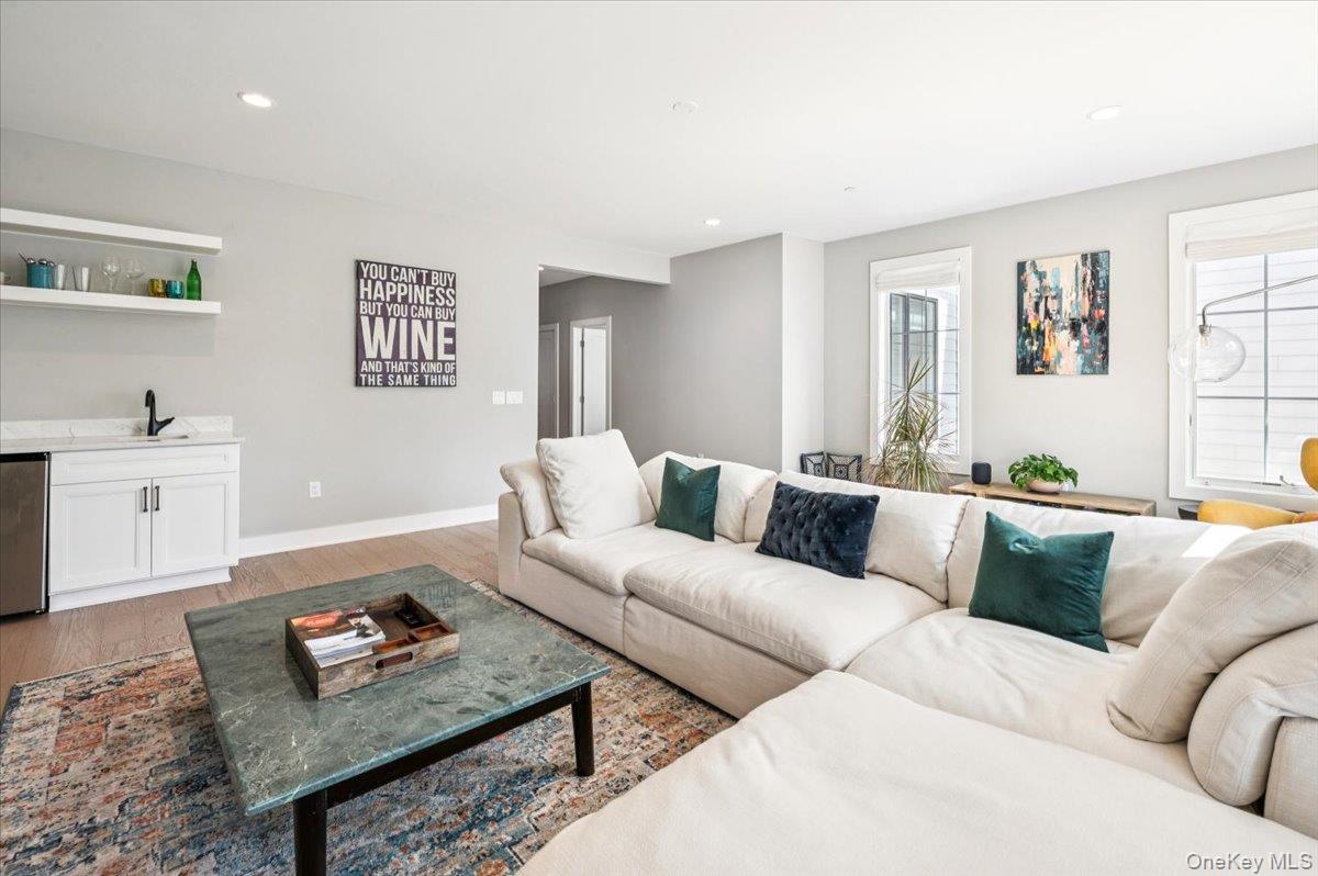 20 Wallace Way, Chappaqua, NY 10514