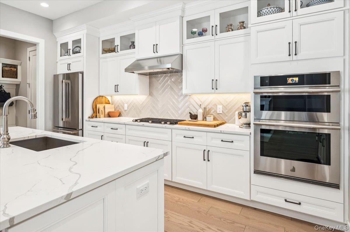 20 Wallace Way, Chappaqua, NY 10514