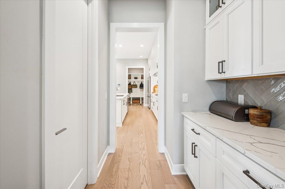 20 Wallace Way, Chappaqua, NY 10514