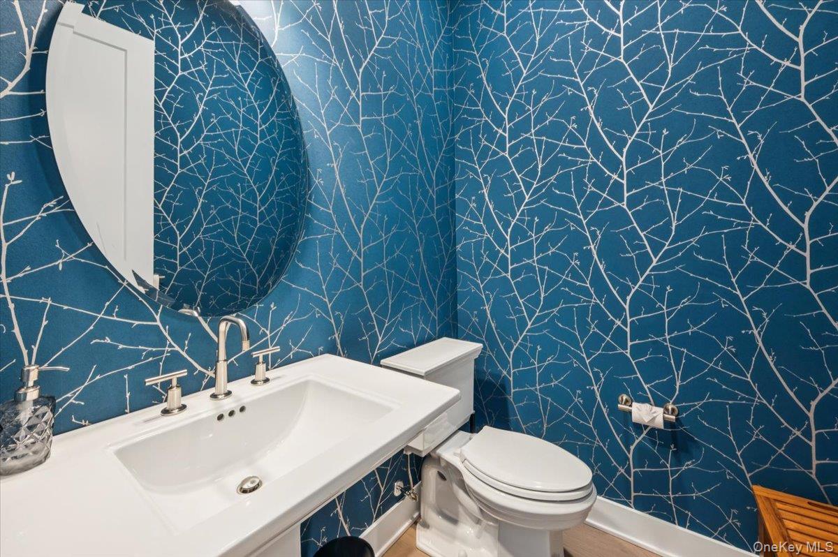 20 Wallace Way, Chappaqua, NY 10514