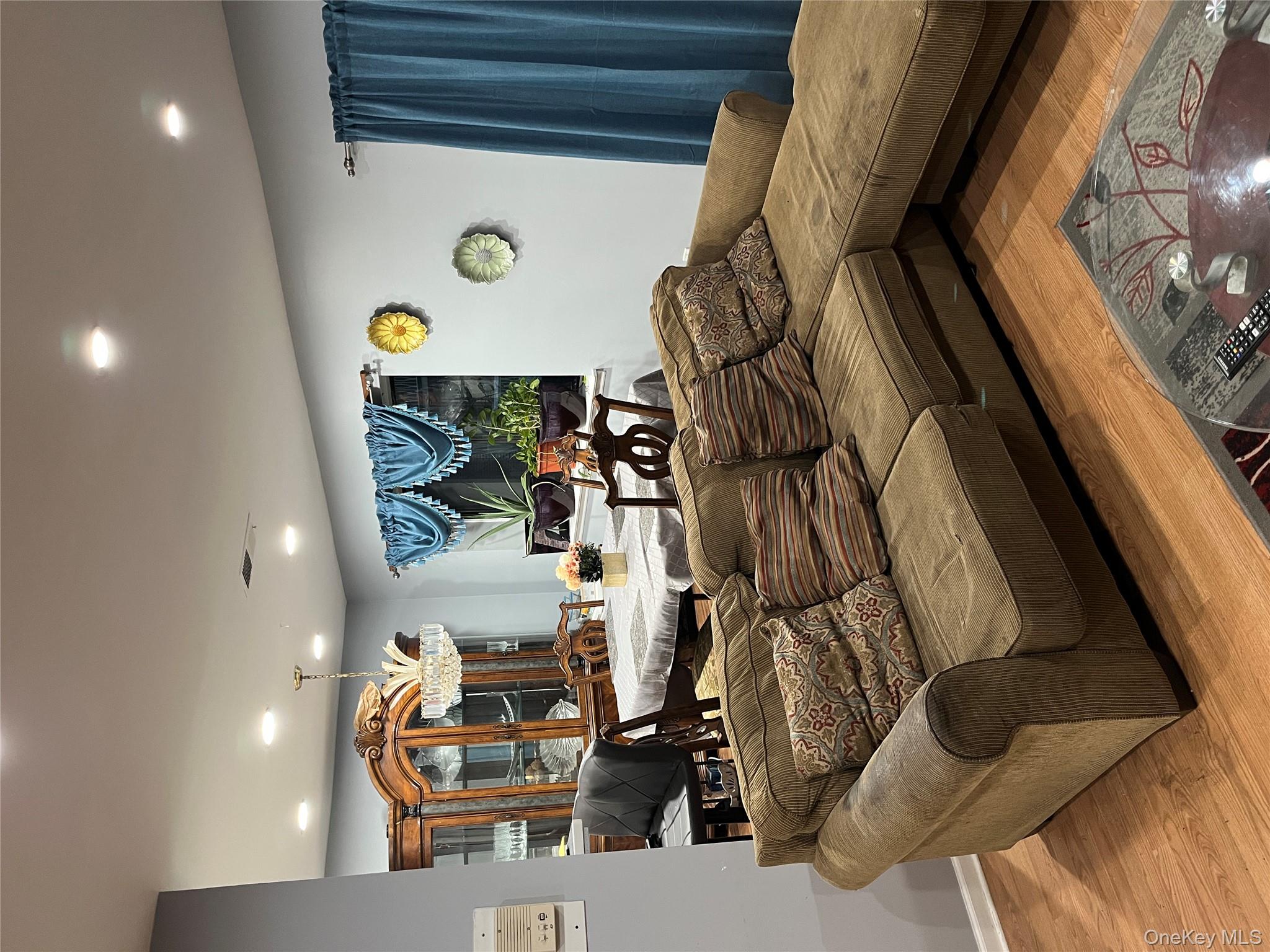 211 Kennedy Drive # 211, Spring Valley, NY 10977