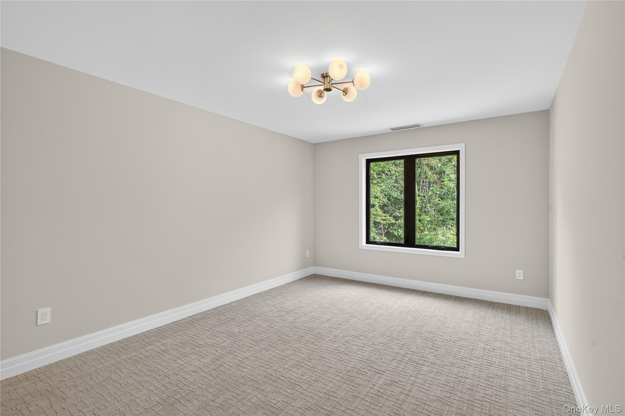 1 Warwick Isle Boulevard, Pine Island, NY 10969