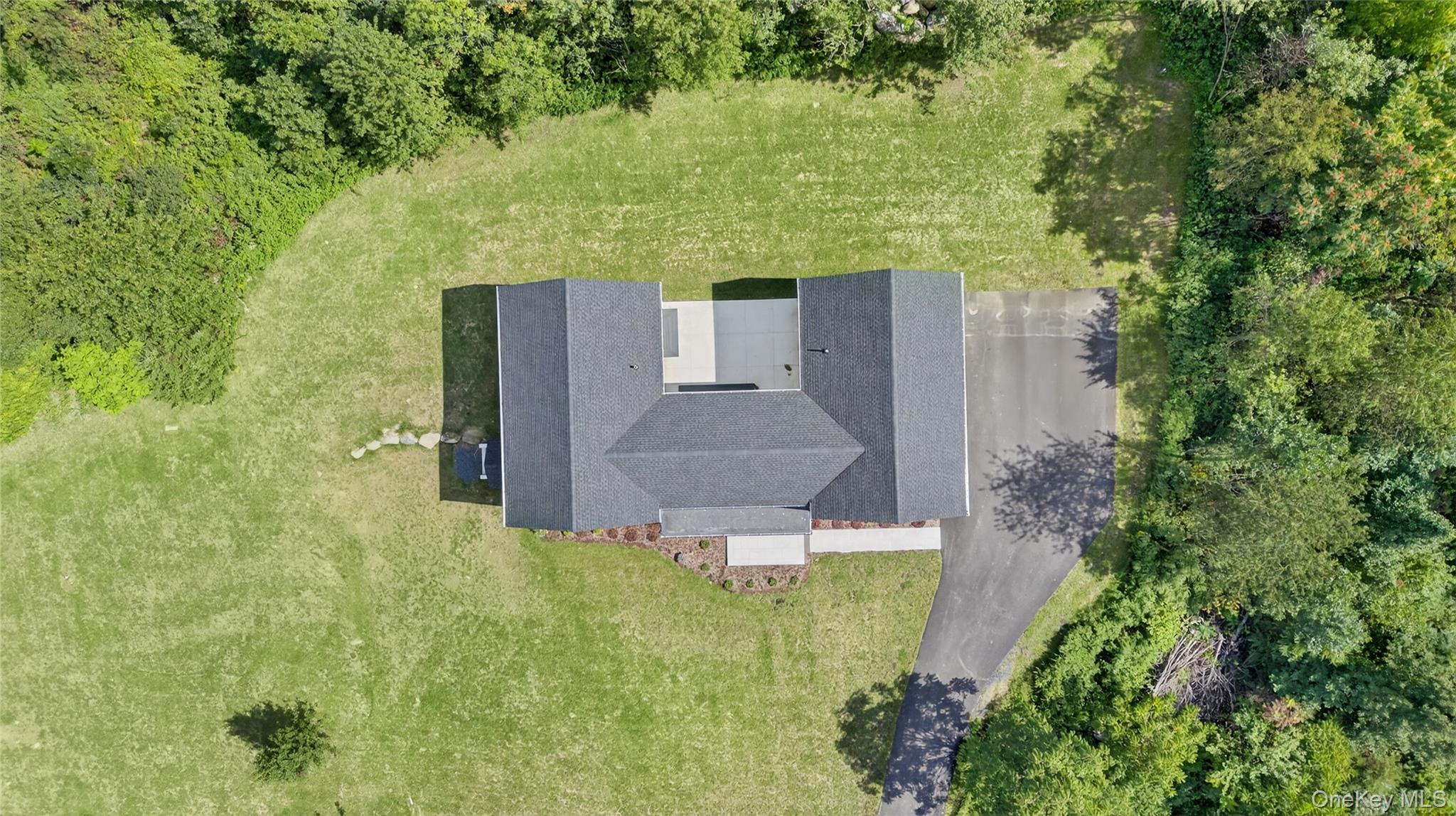 1 Warwick Isle Boulevard, Pine Island, NY 10969