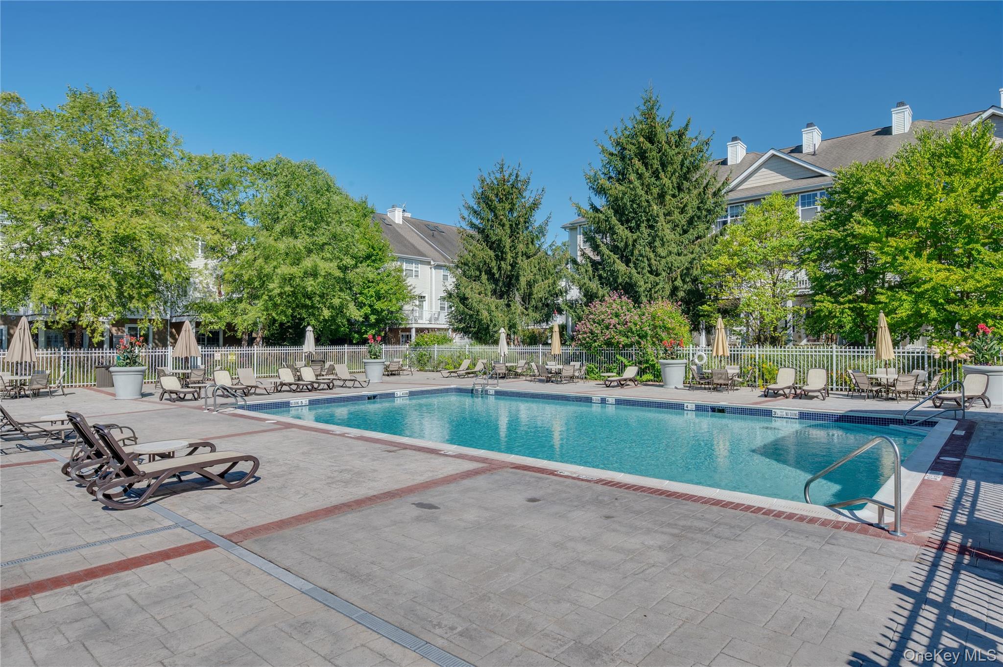 19 Putters Way # 9, Middletown, NY 10940