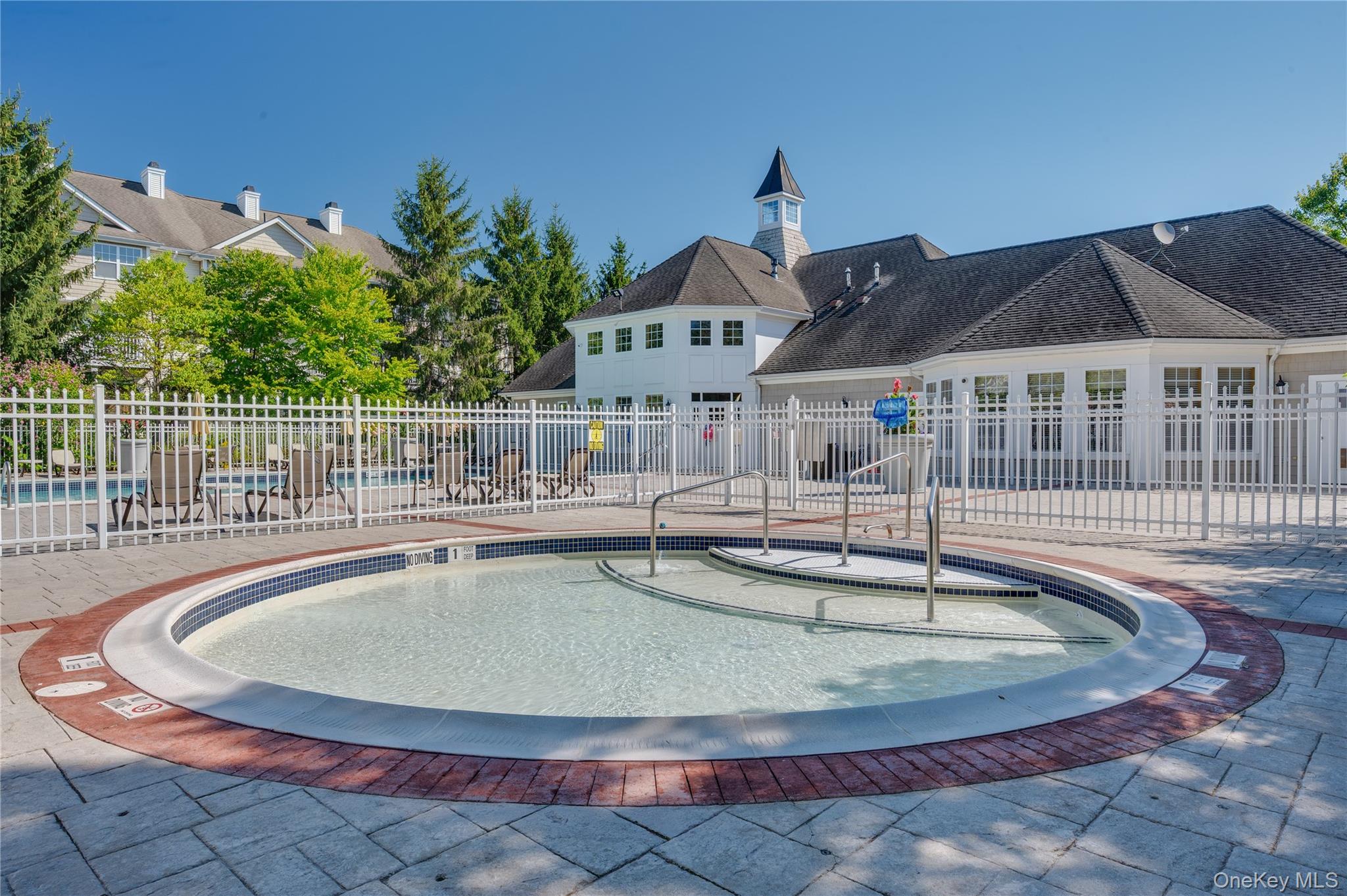 19 Putters Way # 9, Middletown, NY 10940