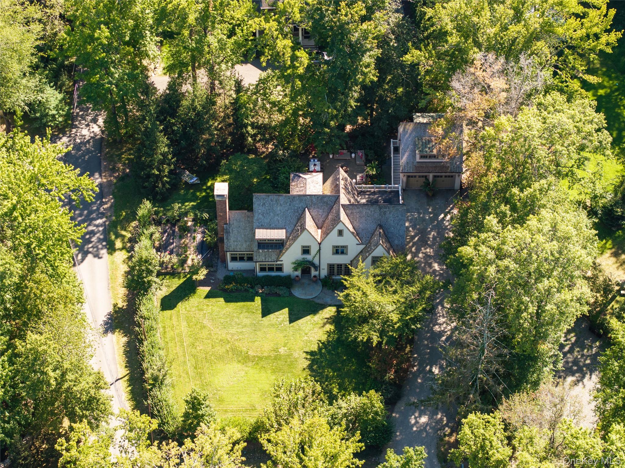 141 Washington Spring Road, Palisades, NY 10964