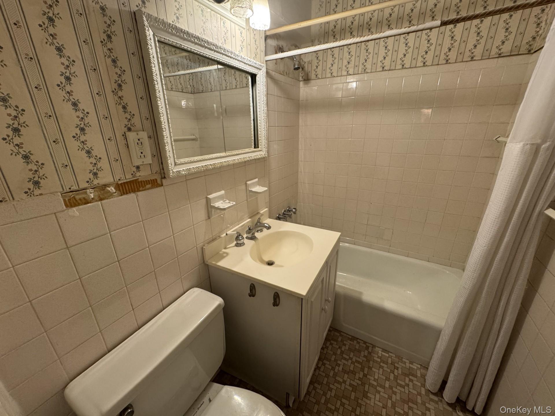 200 Diplomat Drive # 5P, Mount Kisco, NY 10549