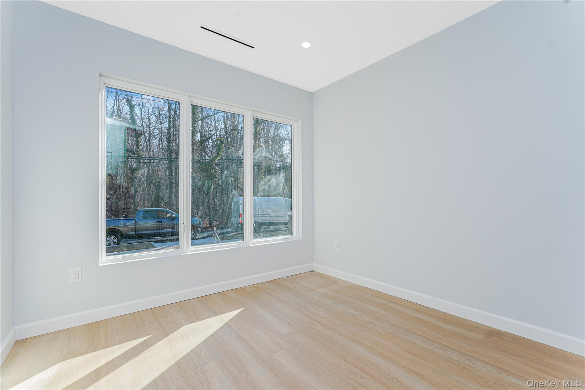 50 Poillon Ave, Staten Island, NY 10312