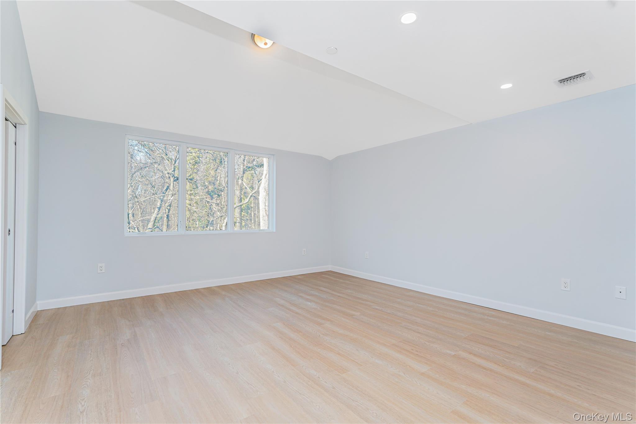 50 Poillon Ave, Staten Island, NY 10312