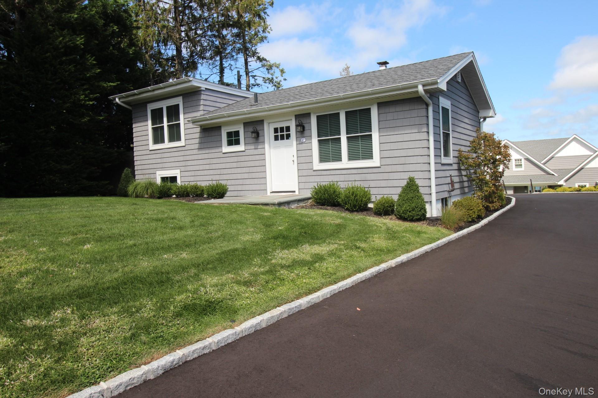 47A Lynn Avenue, Hampton Bays, NY 11946