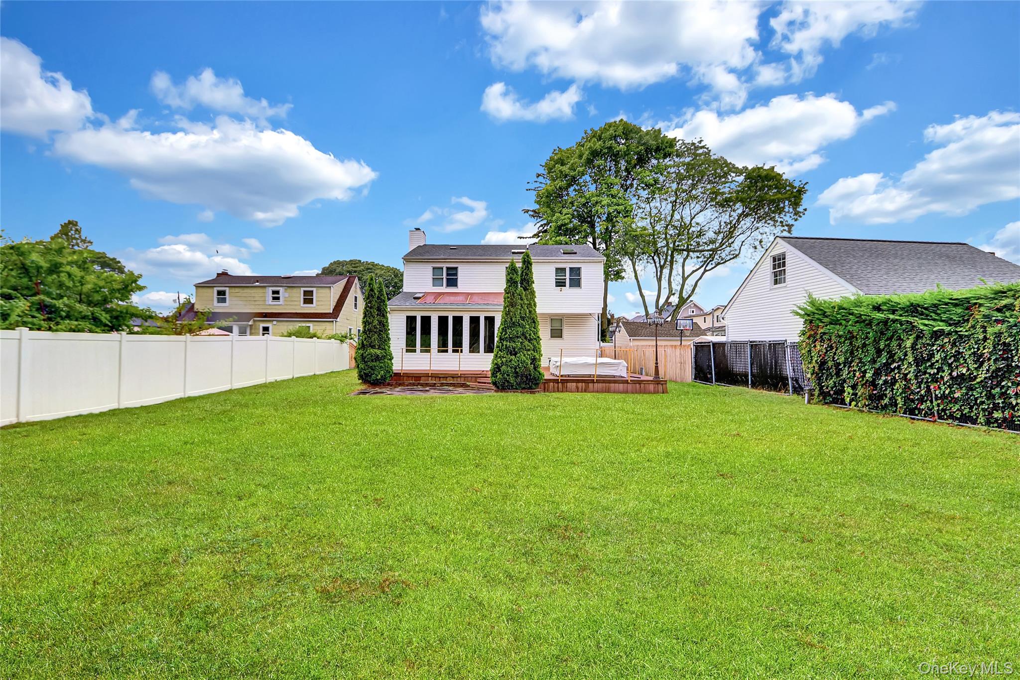 2689 Cedar Court, Oceanside, NY 11572