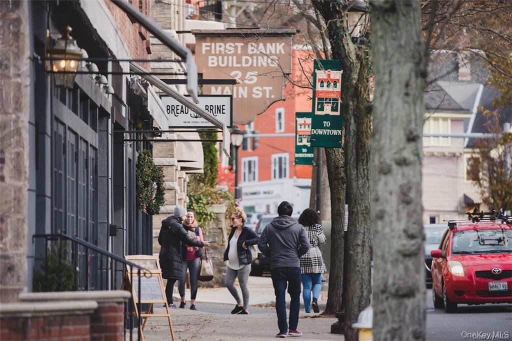 40 Dorchester Avenue, Hastings-on-Hudson, NY 10706