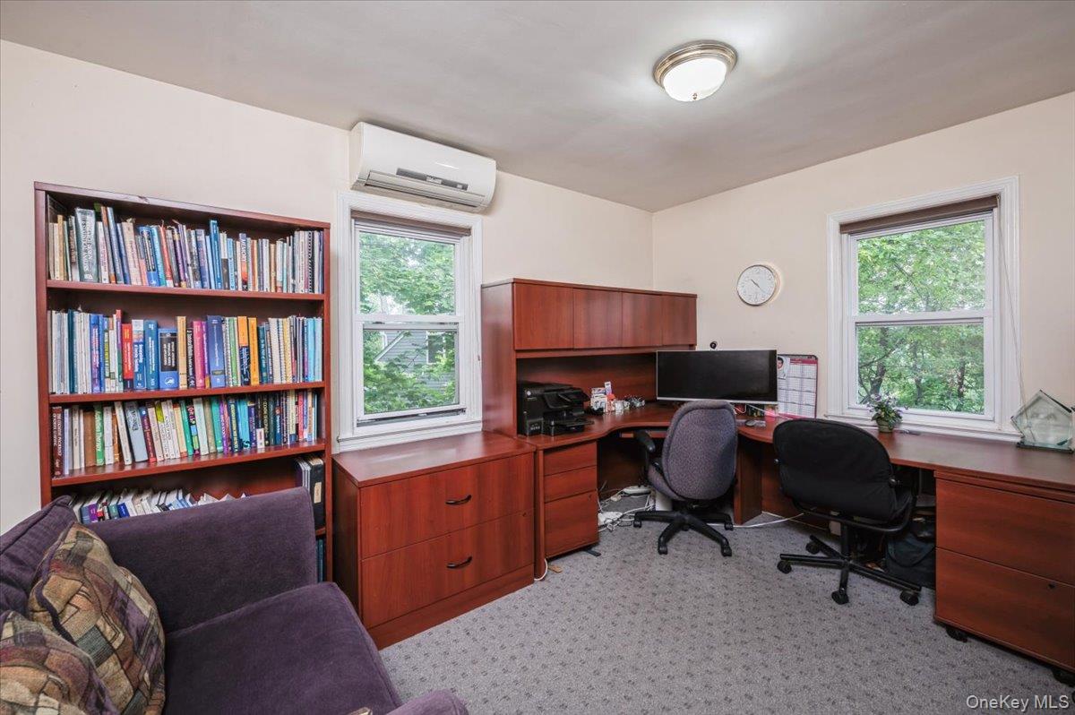 40 Dorchester Avenue, Hastings-on-Hudson, NY 10706