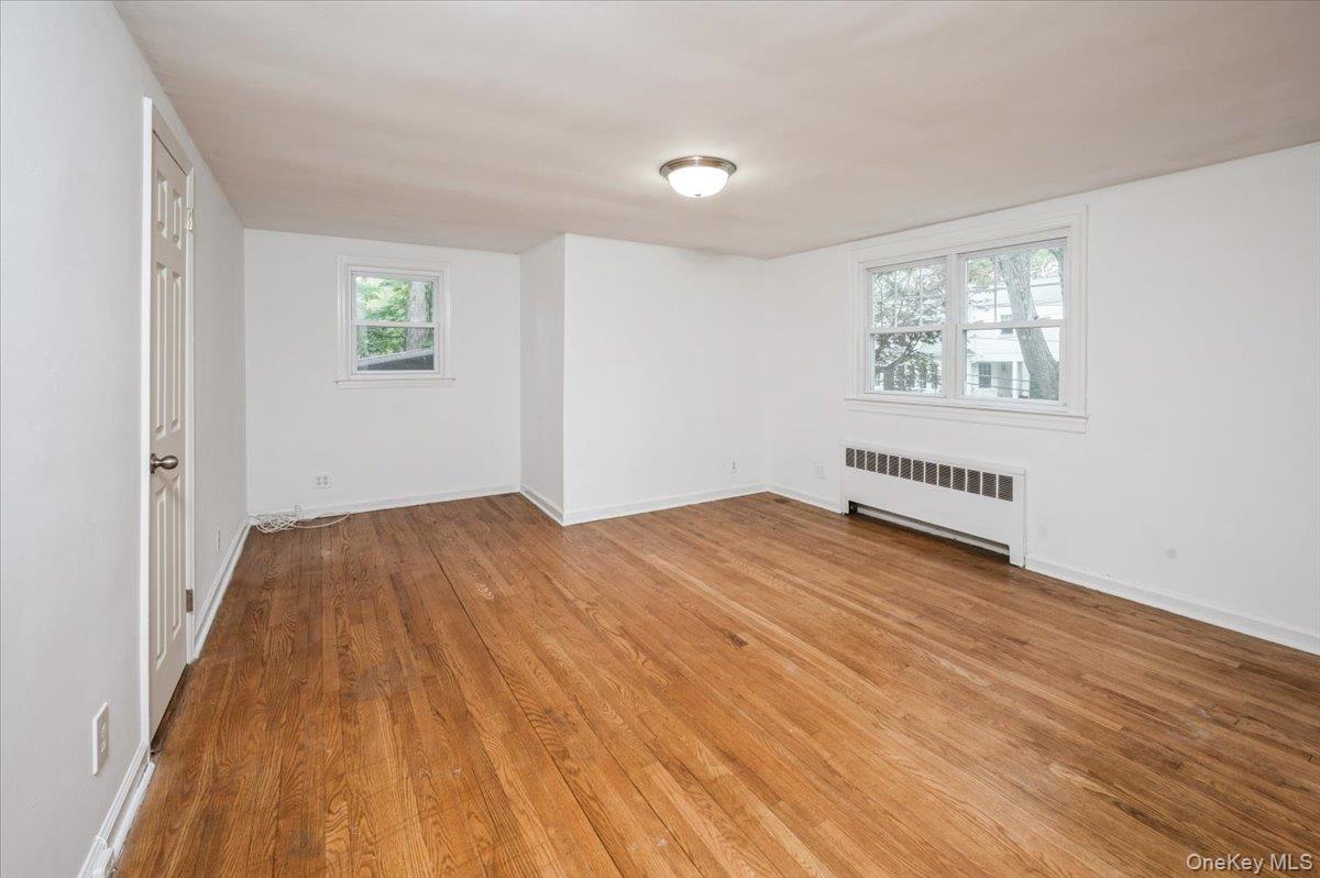 40 Dorchester Avenue, Hastings-on-Hudson, NY 10706