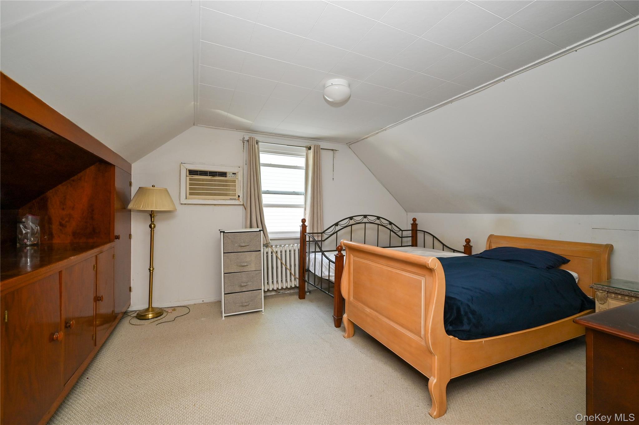 16471 Underhill Avenue, Flushing, NY 11365