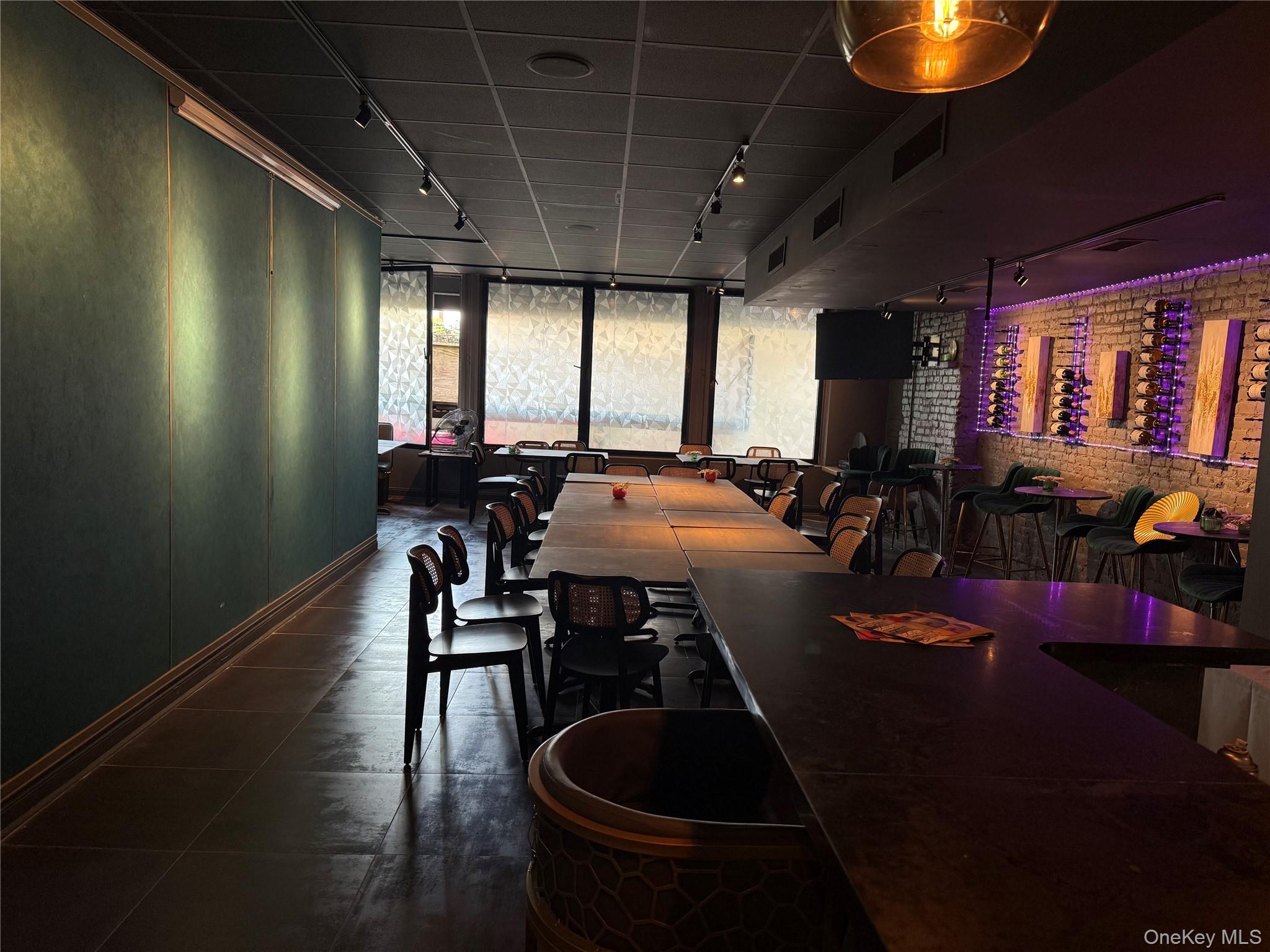 - 3rd Avenue, New York (Manhattan), NY 10028