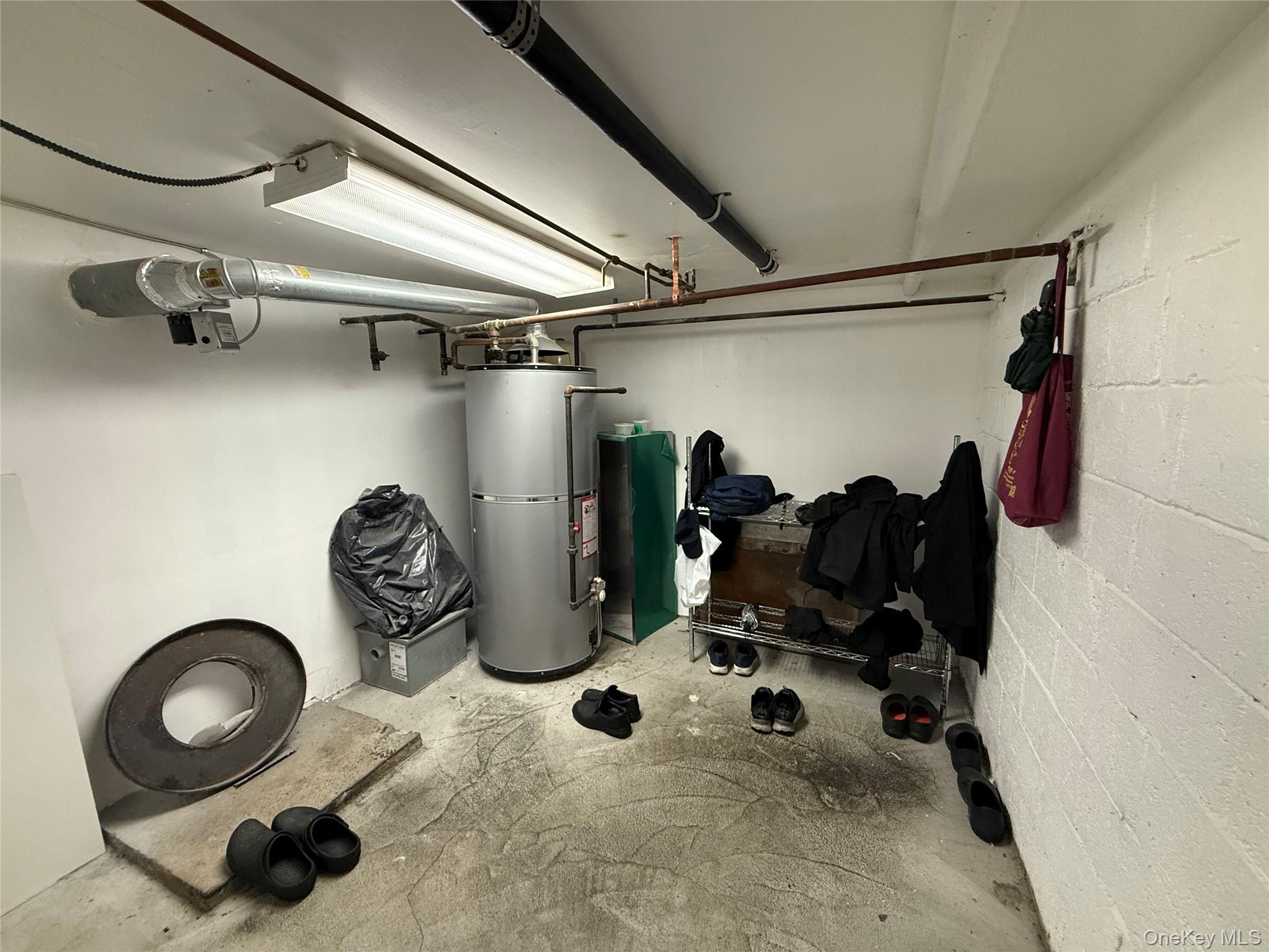 - 3rd Avenue, New York (Manhattan), NY 10028