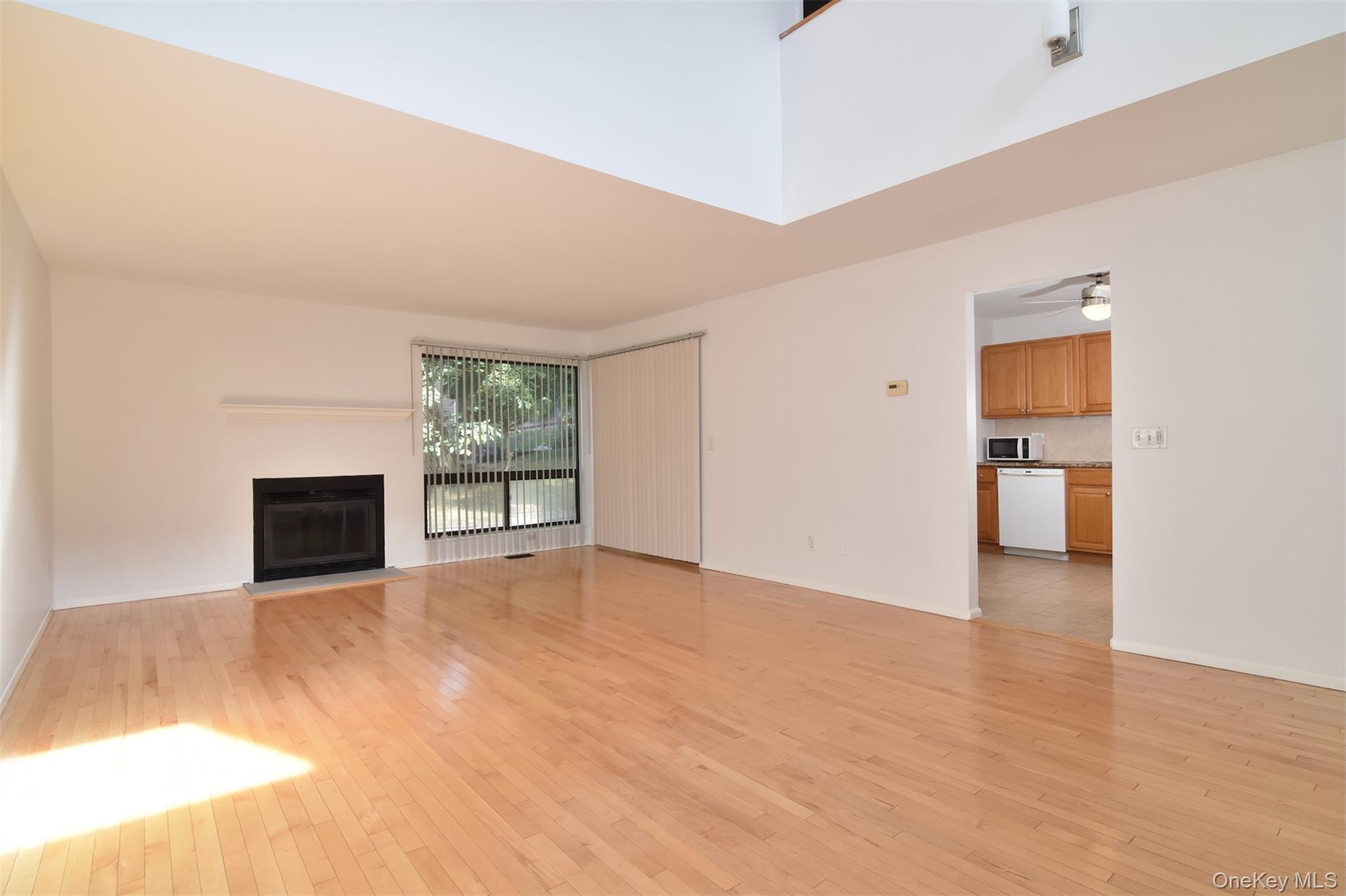 31 Westwood Close, Irvington, NY 10533