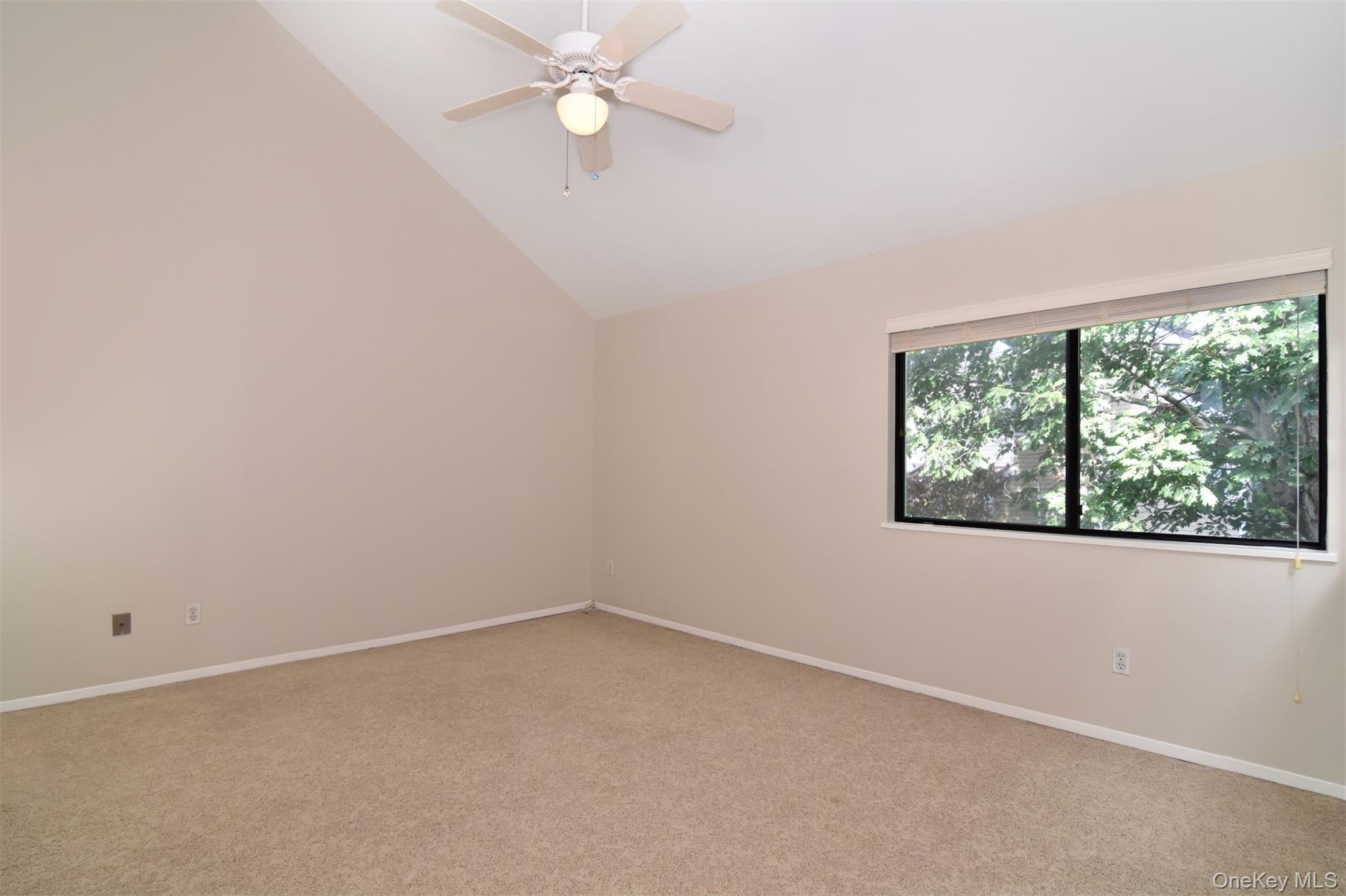 31 Westwood Close, Irvington, NY 10533