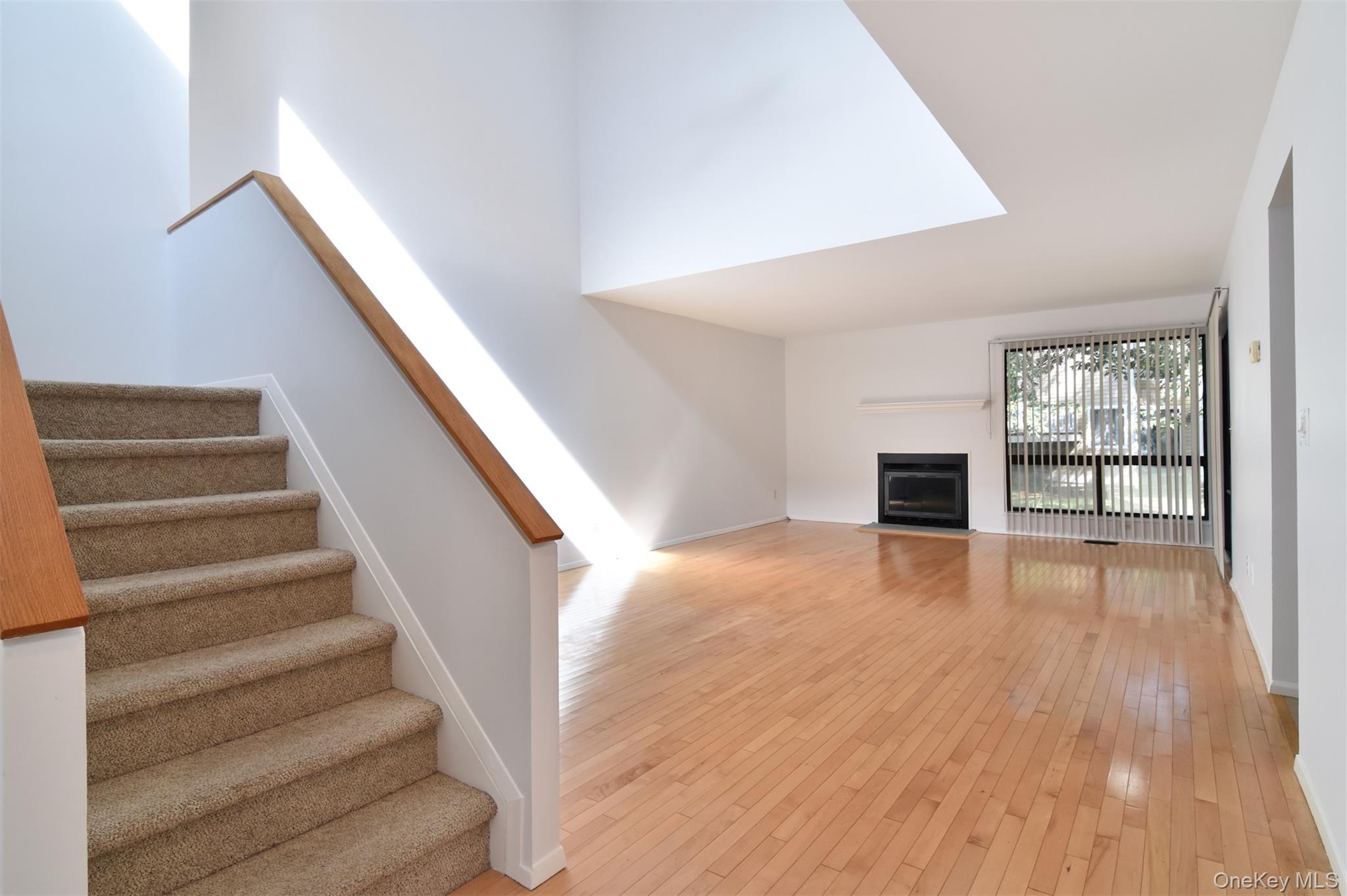 31 Westwood Close, Irvington, NY 10533