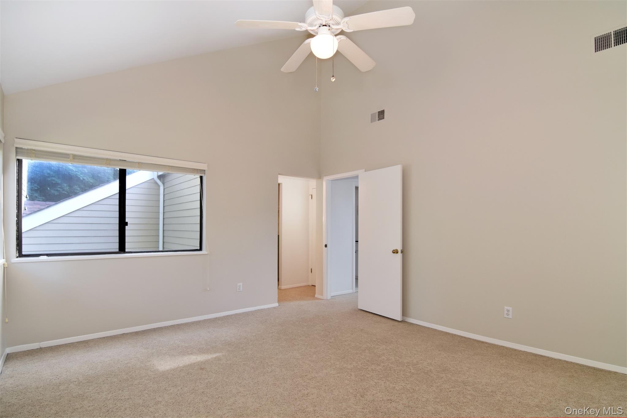 31 Westwood Close, Irvington, NY 10533