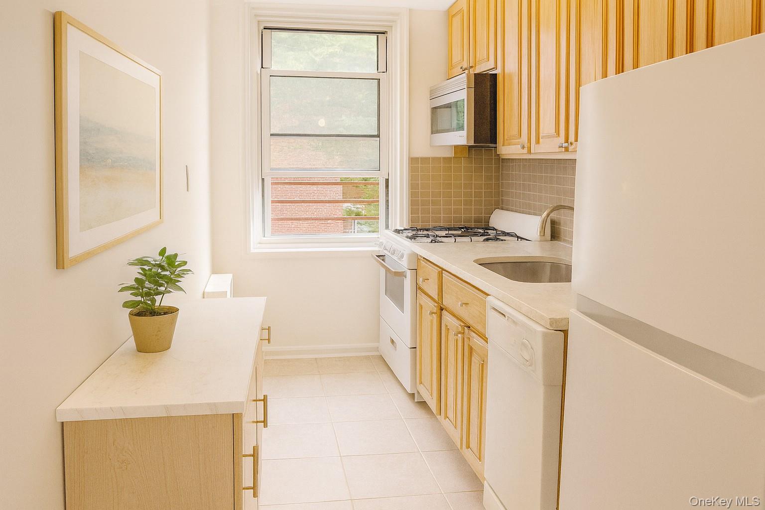 1304 Midland Avenue # A35, Yonkers, NY 10704