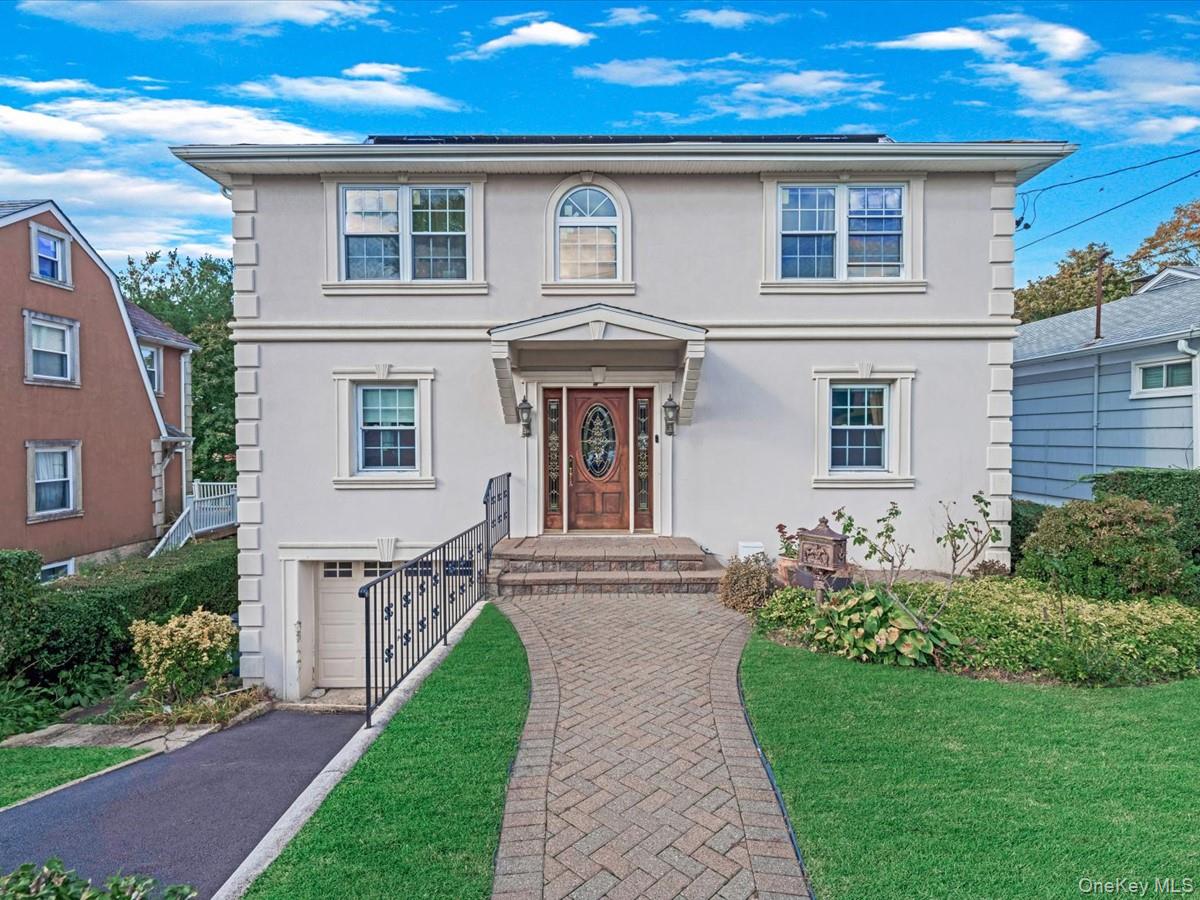 33 Berkshire Road, Yonkers, NY 10710