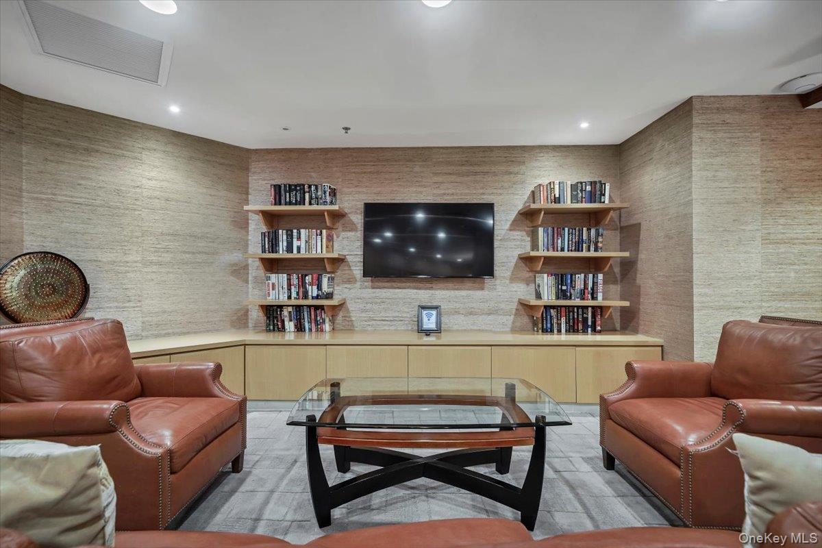 1 Renaissance Square # 12E, White Plains, NY 10601