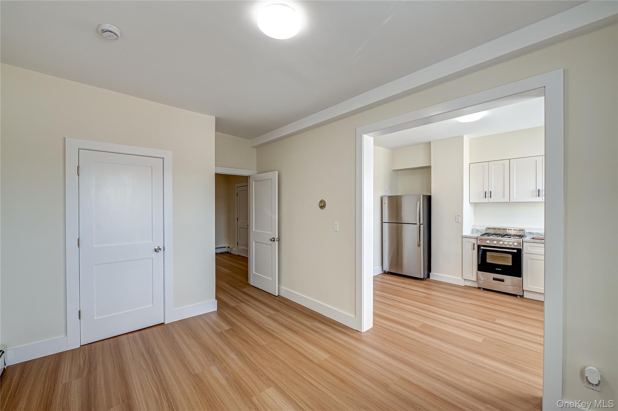 50 E Main St # B, Bay Shore, NY 11706