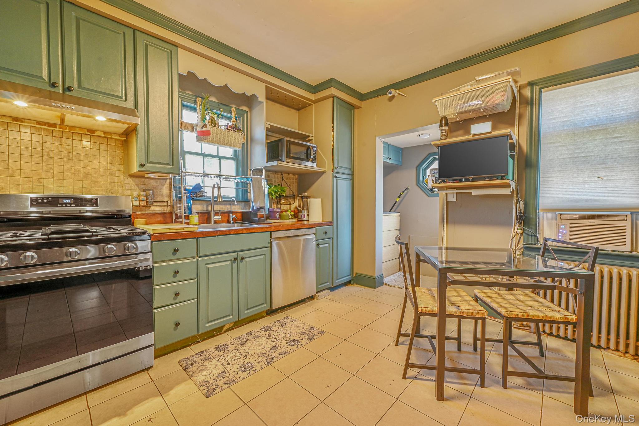 222 N Ocean Avenue, Freeport, NY 11520