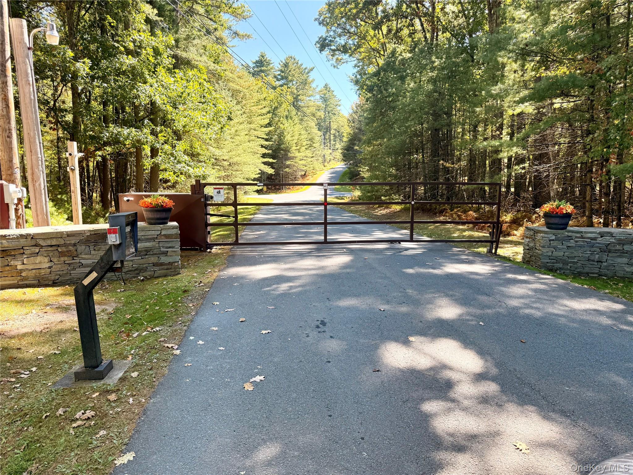 12 Summit Drive, Yulan, NY 12719