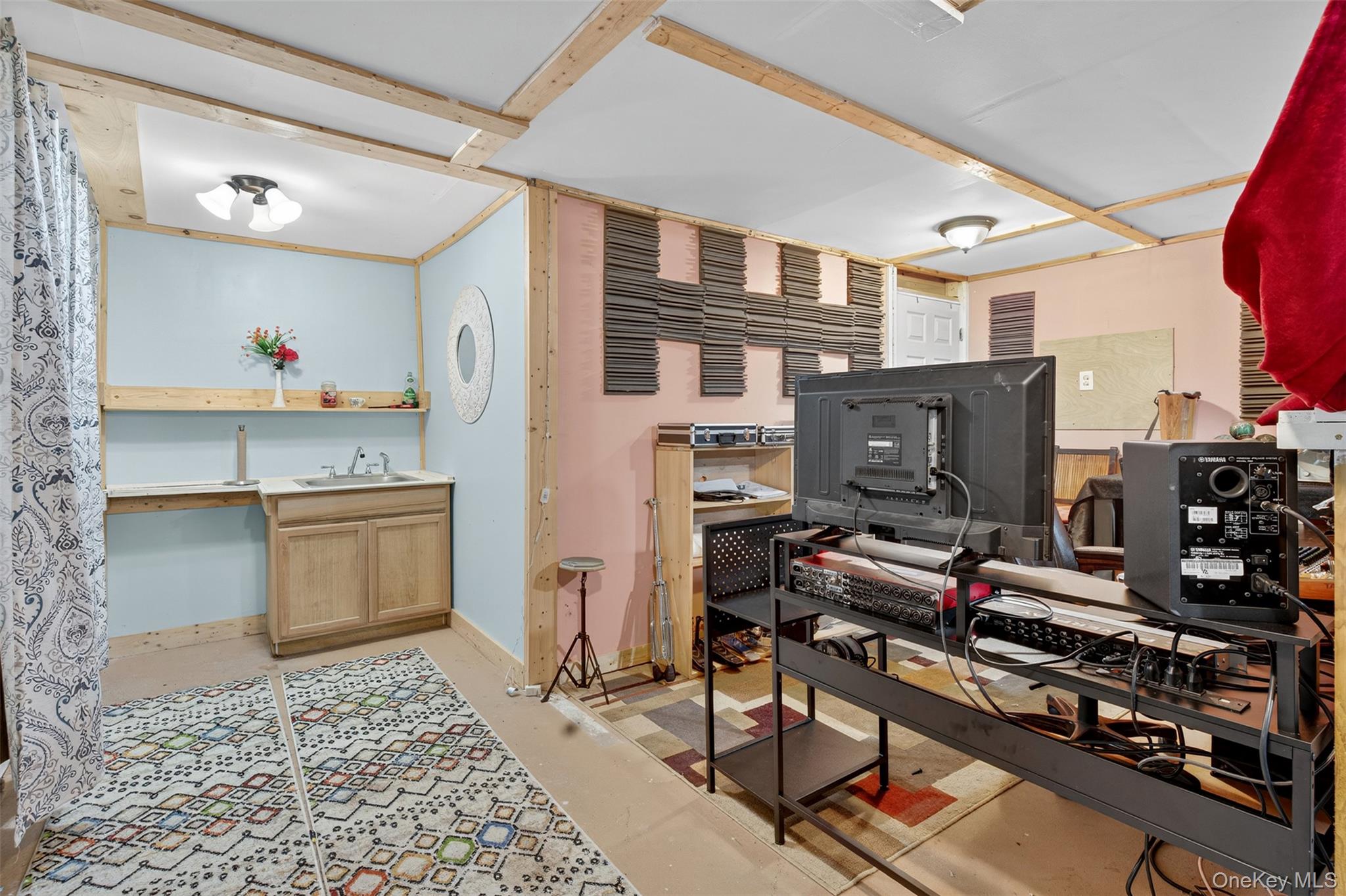 12 Summit Drive, Yulan, NY 12719