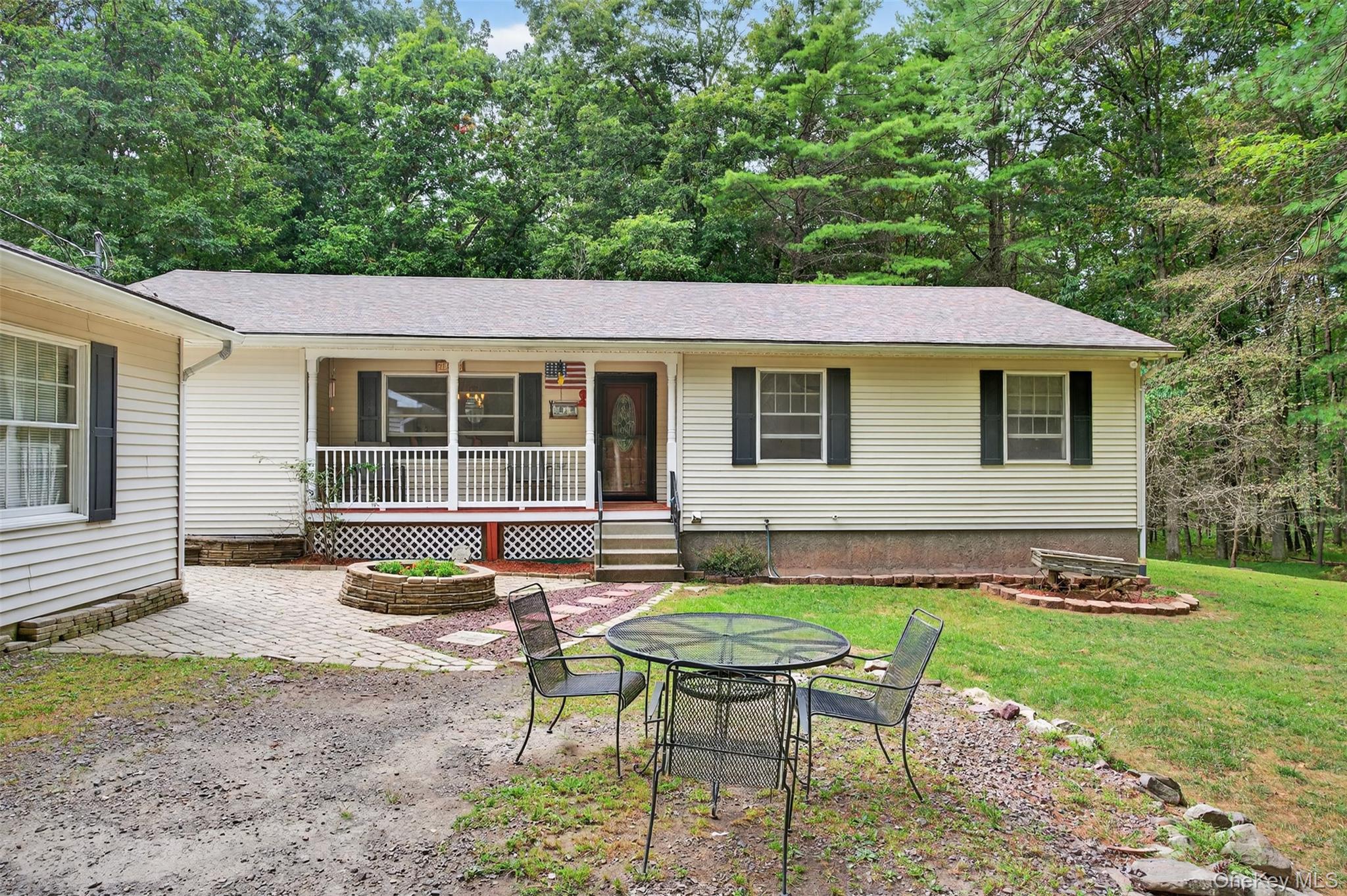 12 Summit Drive, Yulan, NY 12719