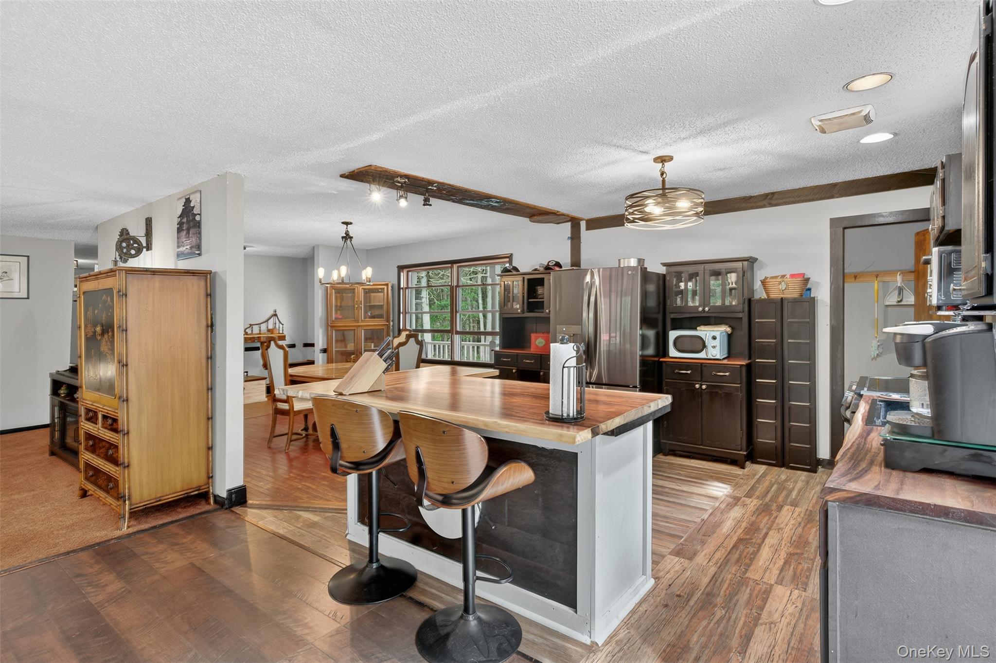 12 Summit Drive, Yulan, NY 12719