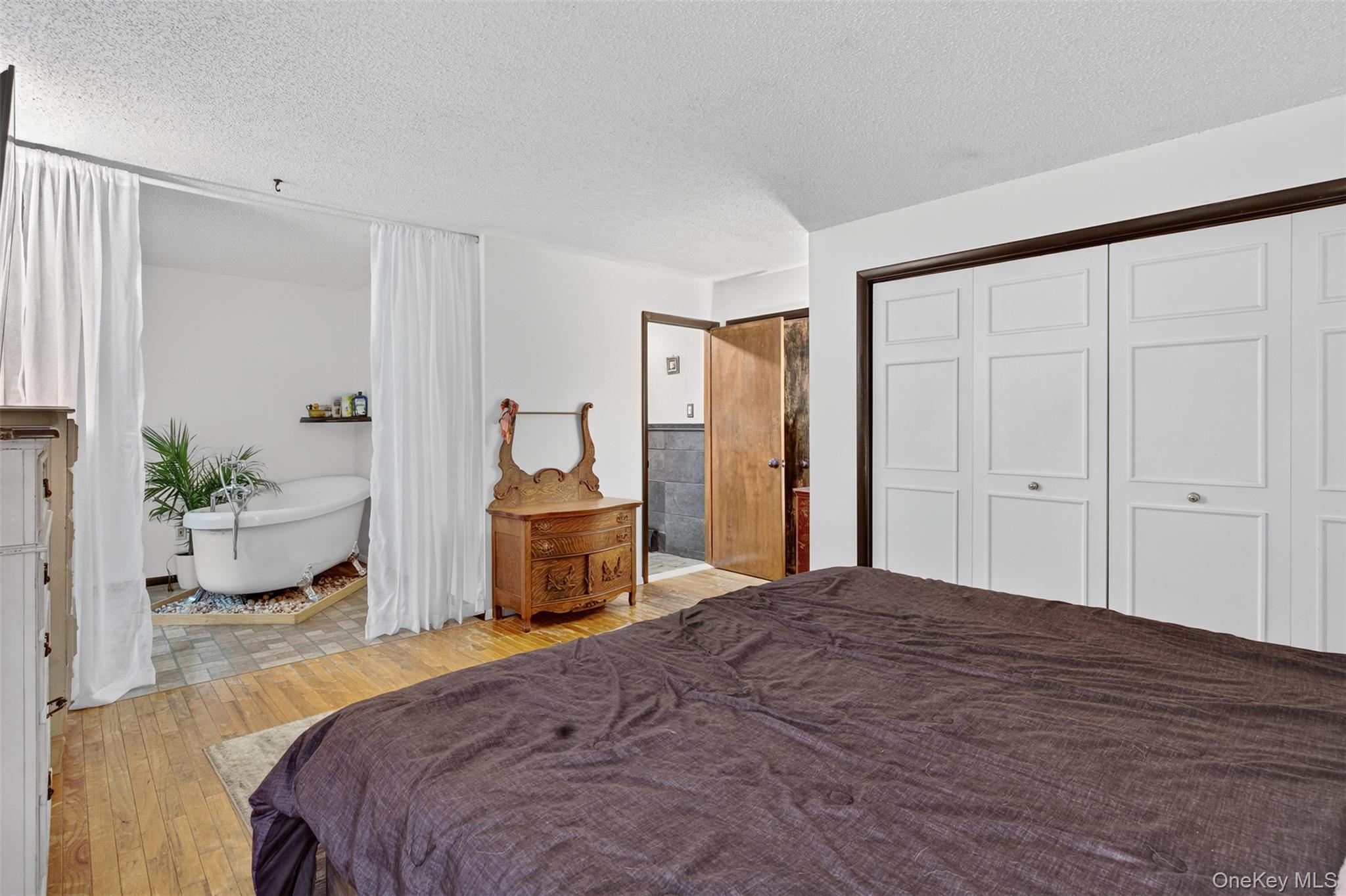 12 Summit Drive, Yulan, NY 12719