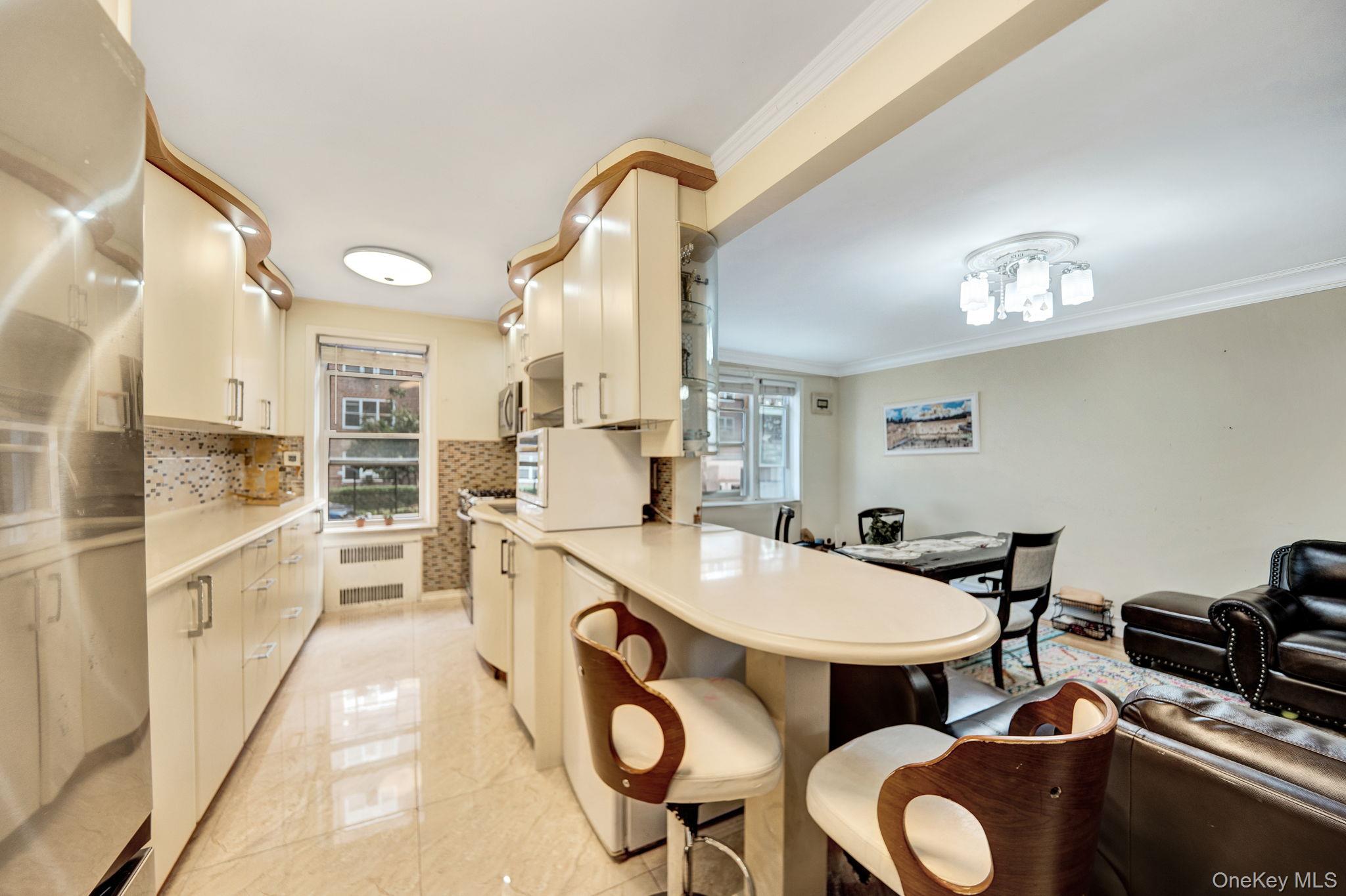 65-74 Saunders Street # 1D, Rego Park, NY 11374