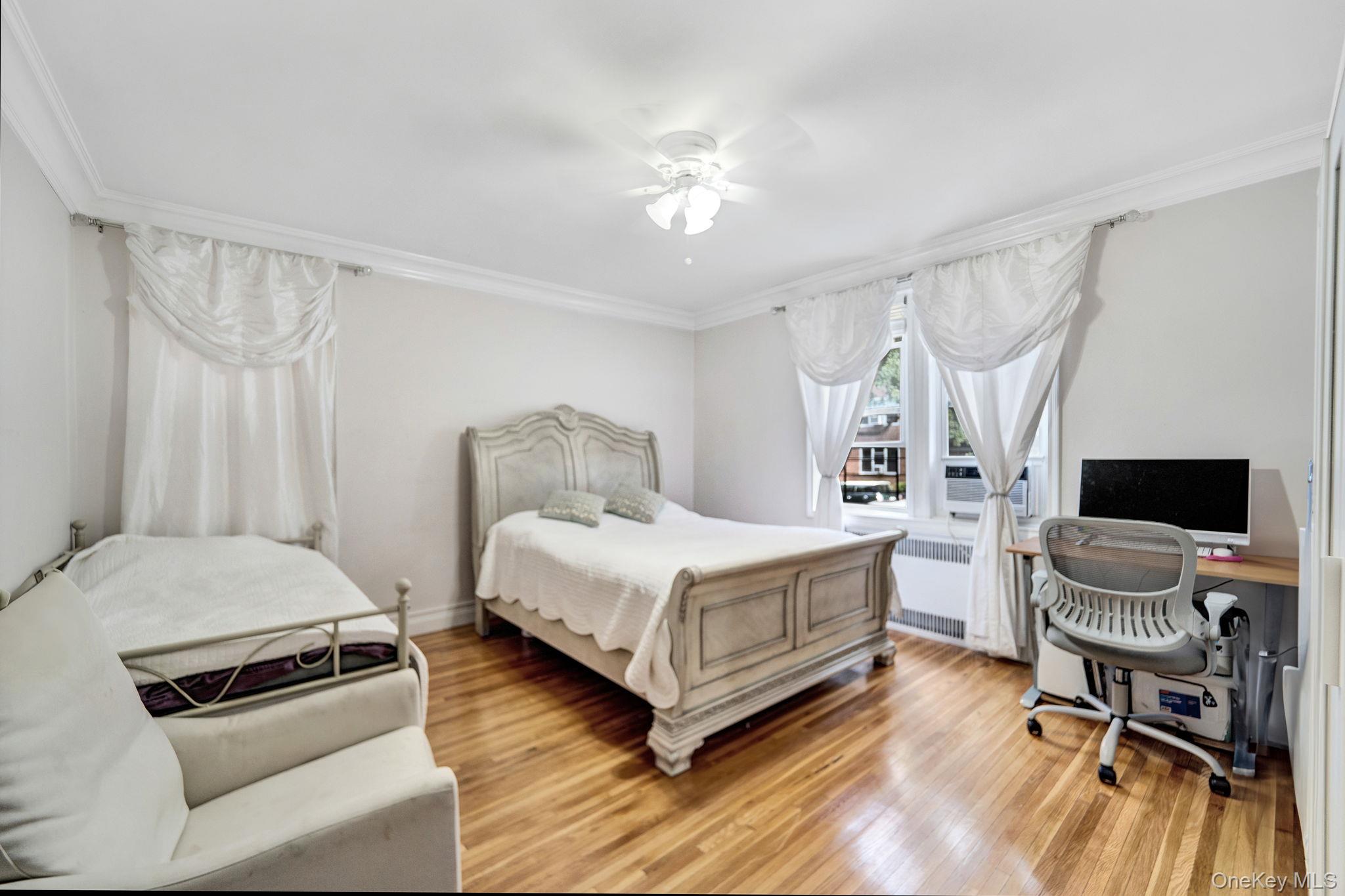 65-74 Saunders Street # 1D, Rego Park, NY 11374