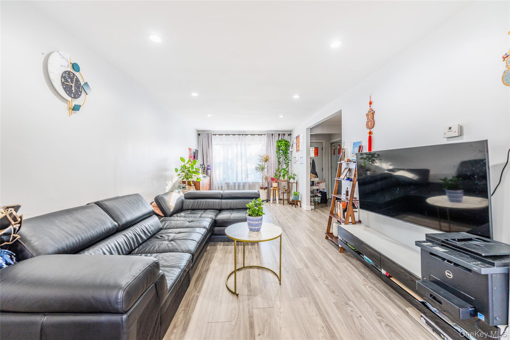 60-35 77th Street, Middle Village, NY 11379