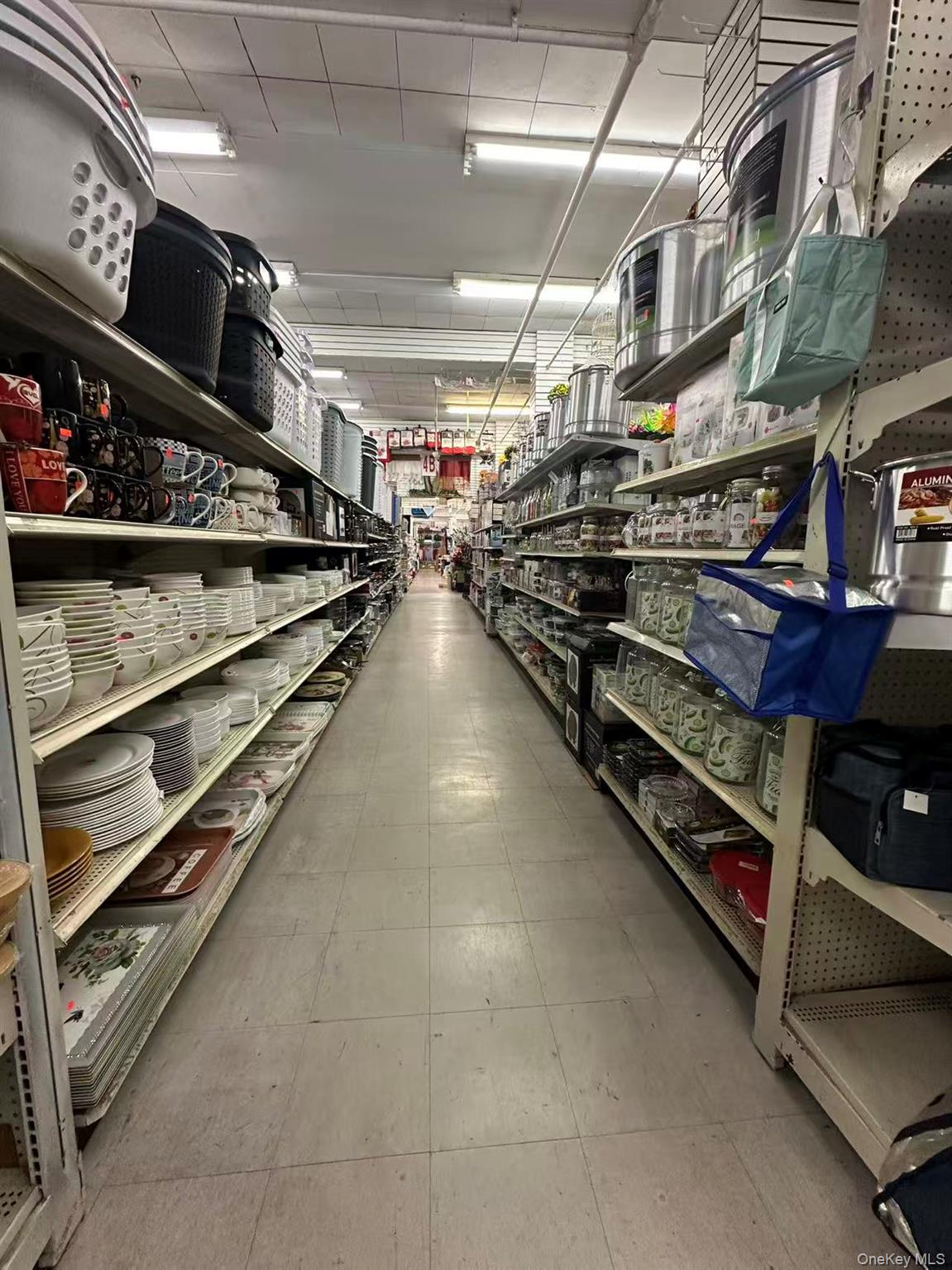 47 S 4th Avenue, Mount Vernon, NY 10550