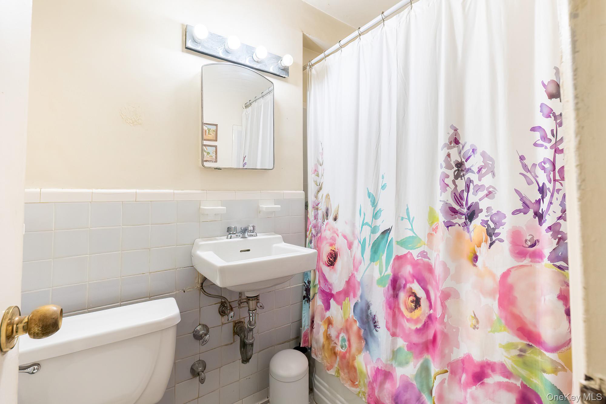 80 Knolls Crescent # 1B, Bronx, NY 10463