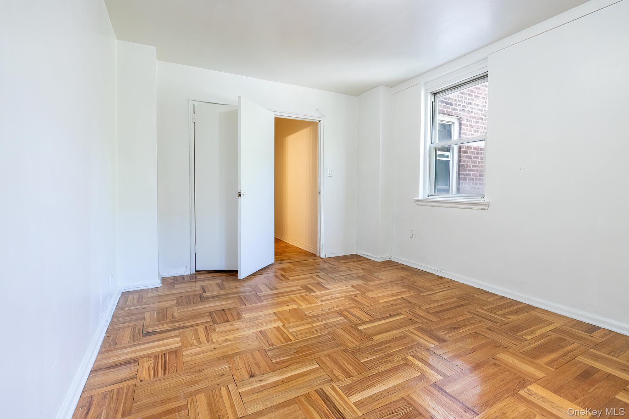 80 Knolls Crescent # 1B, Bronx, NY 10463