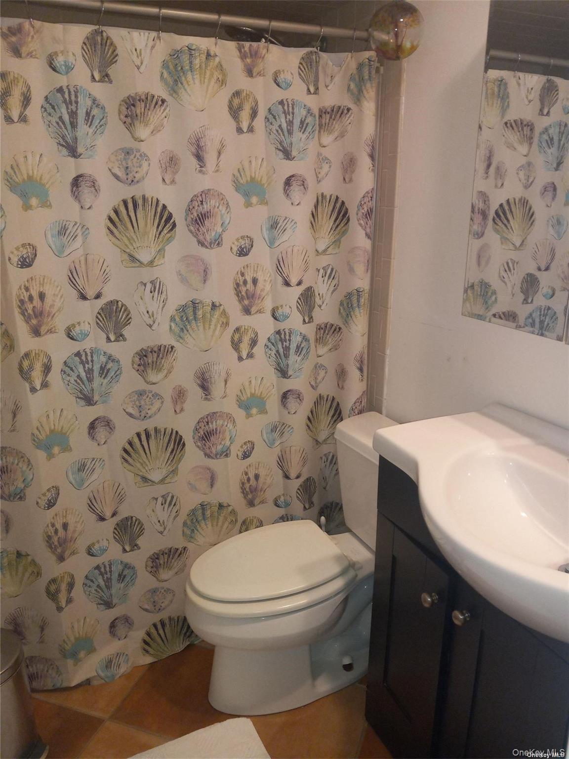 95 Springville Road S # 3, Hampton Bays, NY 11946