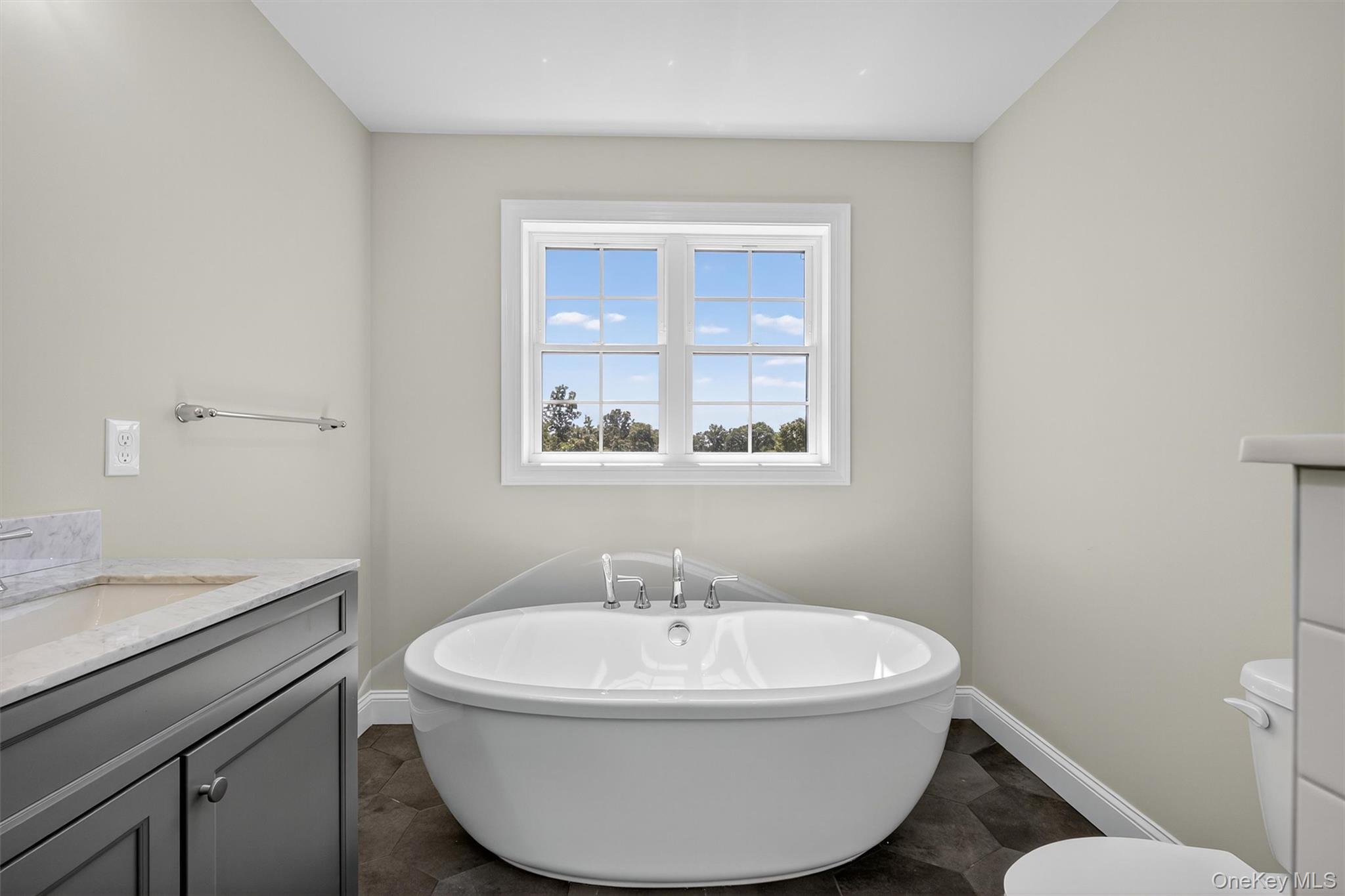 65 Kings Hill Road, Walden, NY 12586