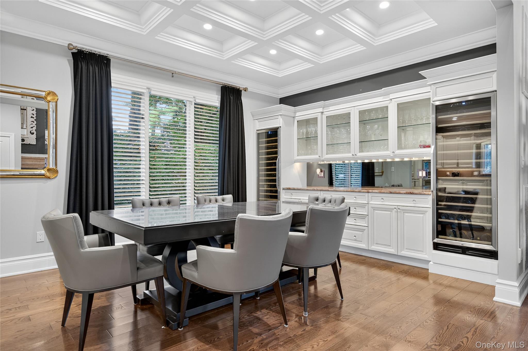 65 Oriole Way, Westbury, NY 11590