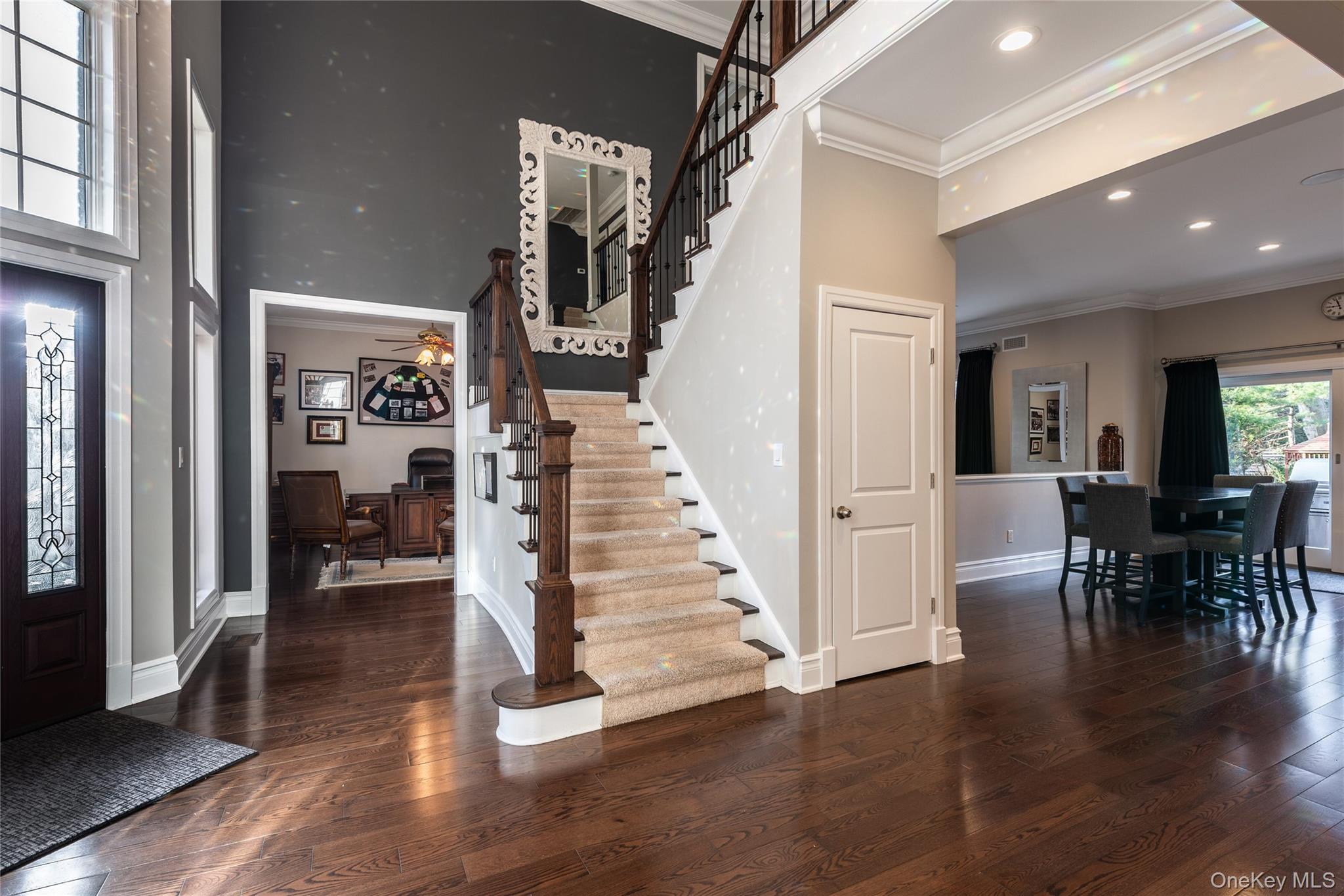 65 Oriole Way, Westbury, NY 11590