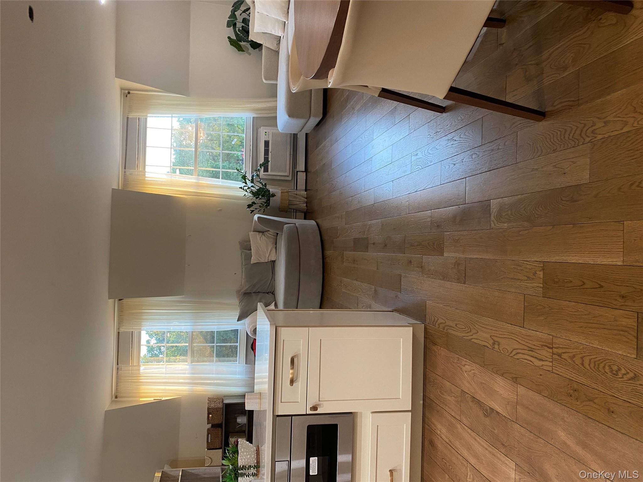 13-36 Robin Lane # 70 U, Bayside, NY 11360