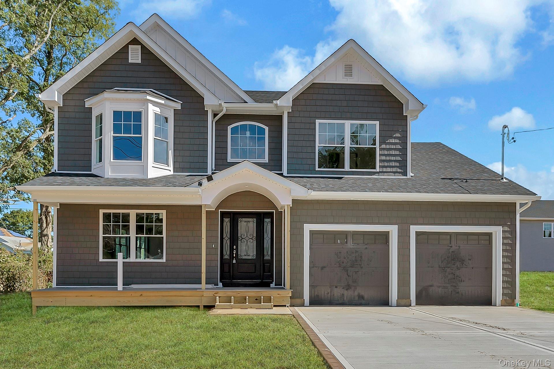 21 Fulton Street, West Babylon, NY 11704