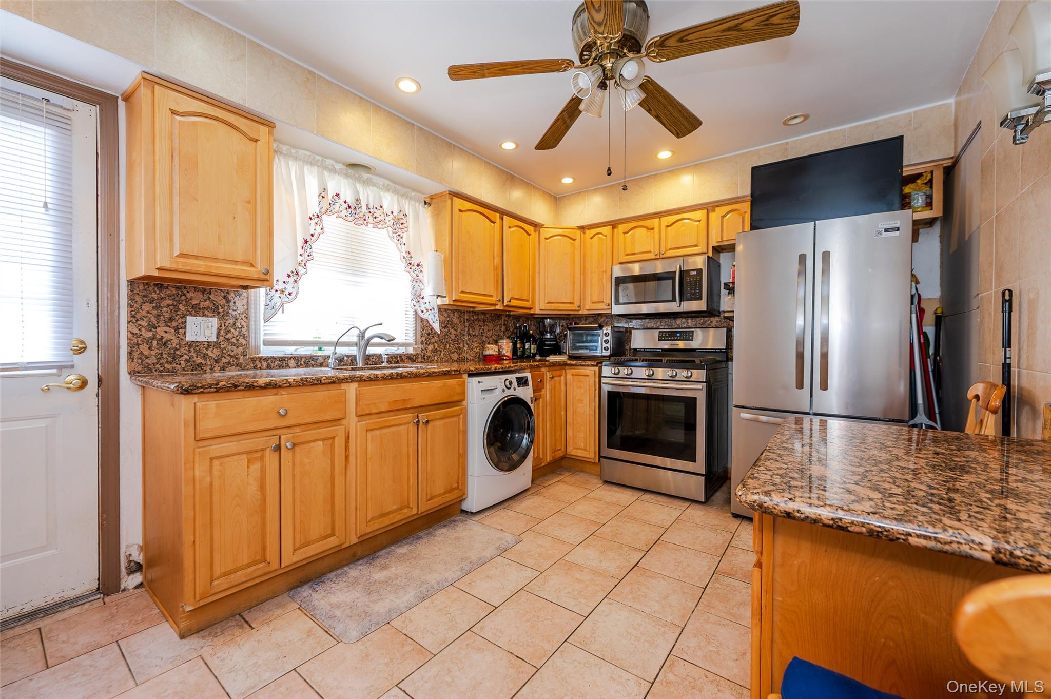 279 Collfield Avenue, Staten Island, NY 10314