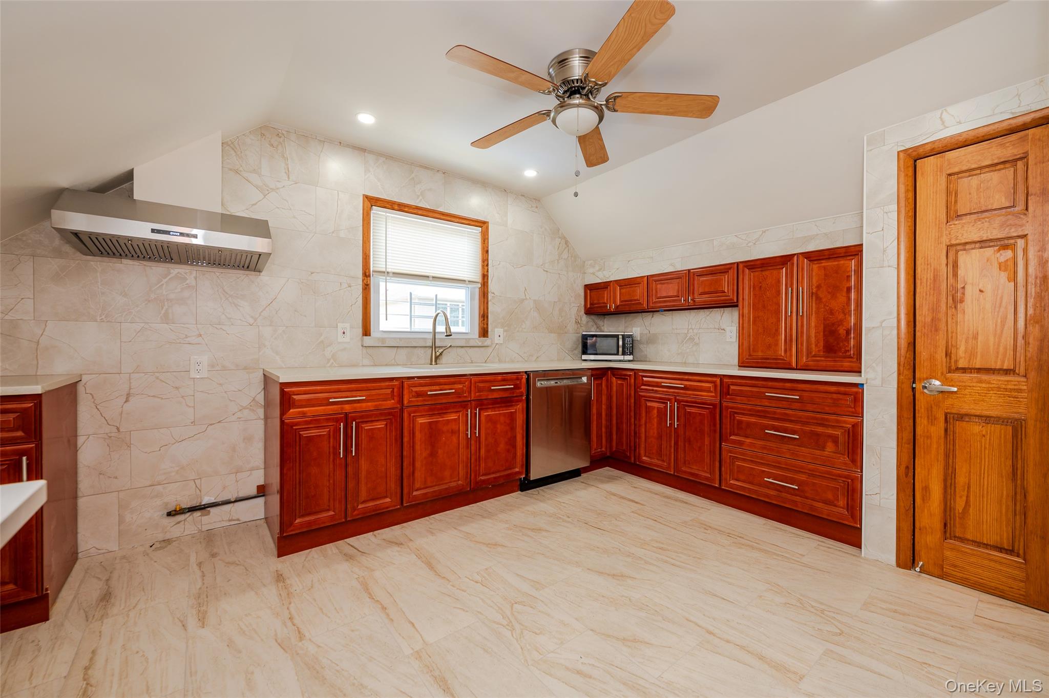 279 Collfield Avenue, Staten Island, NY 10314